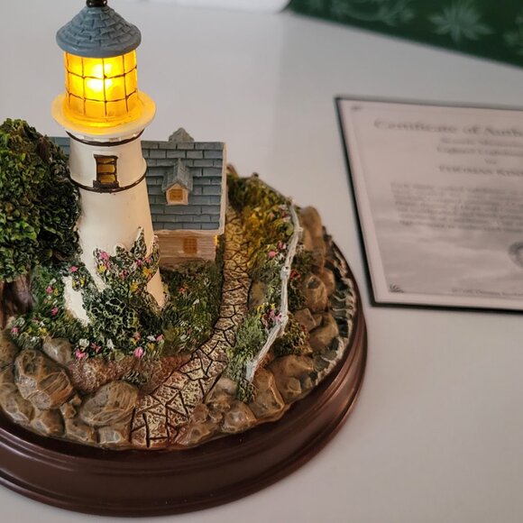 Thomas Kinkade A Light In The Storm, Seaside Memories Lighted Lighthouse 1999 - Picture 7 of 12